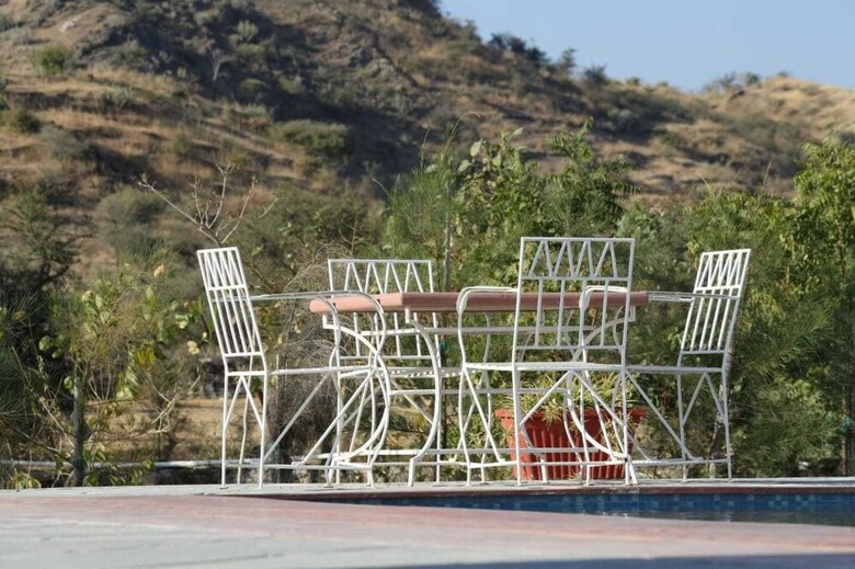 Hotel Rasik Priya Resort