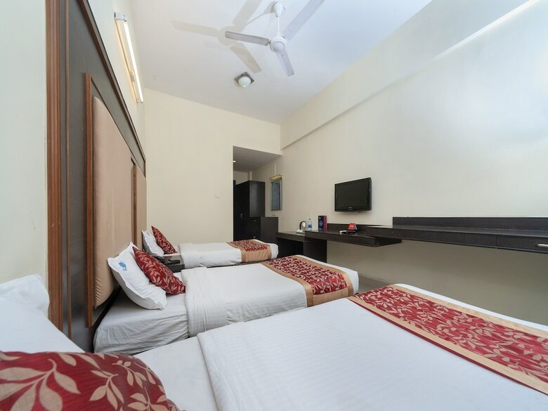 Hotel Oyo 15972 Bhimaas Corporate Residency