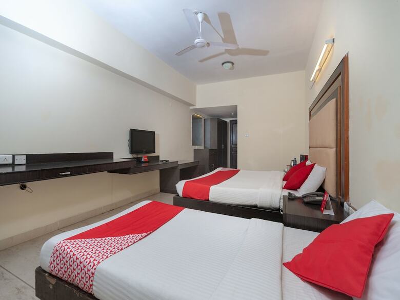 Hotel Oyo 15972 Bhimaas Corporate Residency