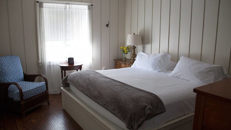French Camp Bed And Breakfast