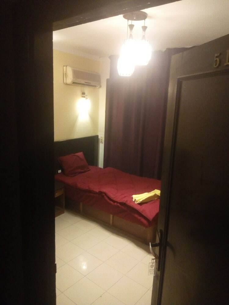 Hotel Oasis Hostel