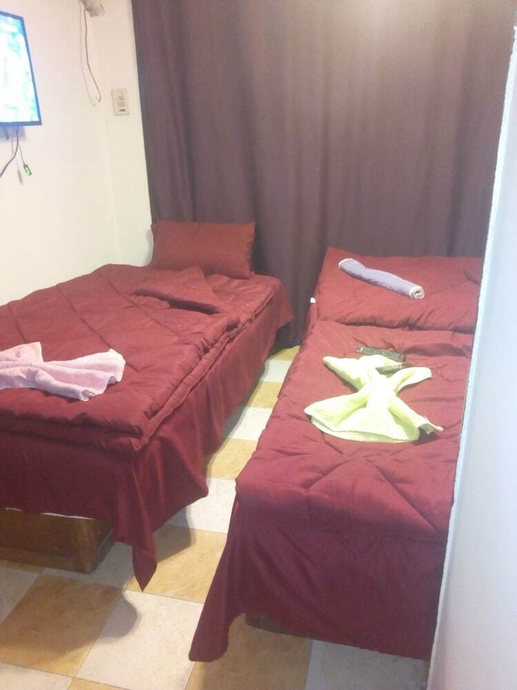Hotel Oasis Hostel