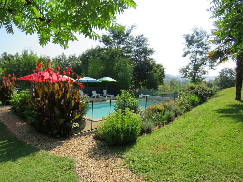 G�tes Lass�nat St. Georges