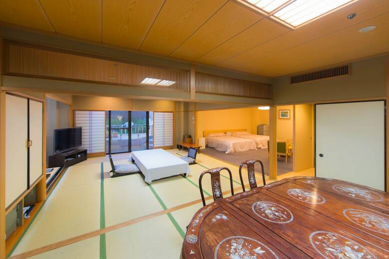 Kurashiki Yuga Onsen Hotel Santo-ka