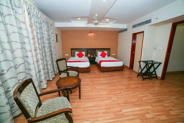 Hotel Capital O 5752 Tuma Park Adityaz