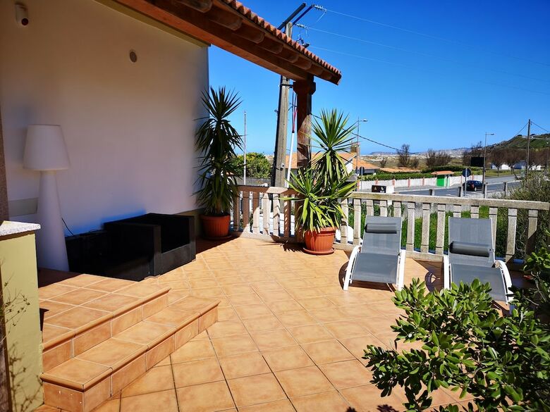 Apartamentos Playa de Barra��n - Near Barranan Beach
