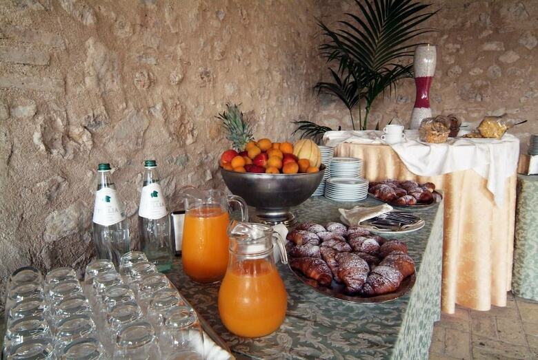 Agroturismo Valle Rosa Country House