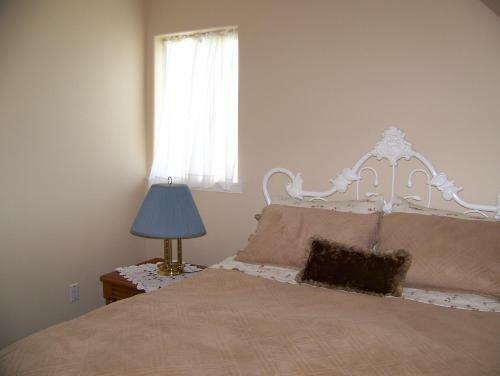 Moonlit Cove B&B