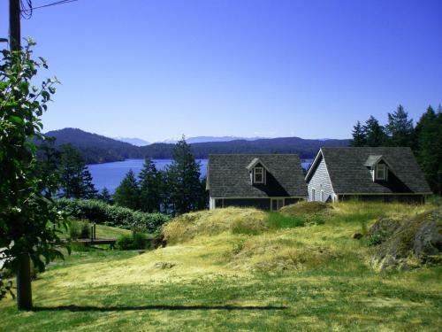 Moonlit Cove B&B