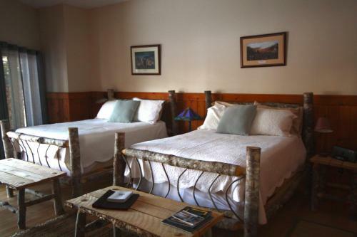 Hotel Trout Point Lodge Of Nova Scotia