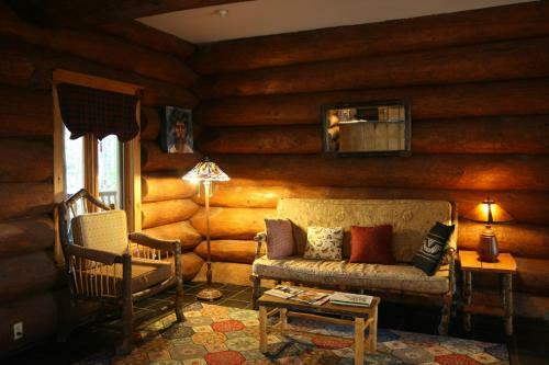 Hotel Trout Point Lodge Of Nova Scotia