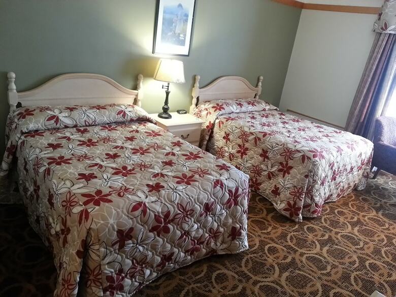 Granite Town Hotel