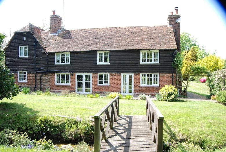 Stream House Luxury Bed And Breakfast