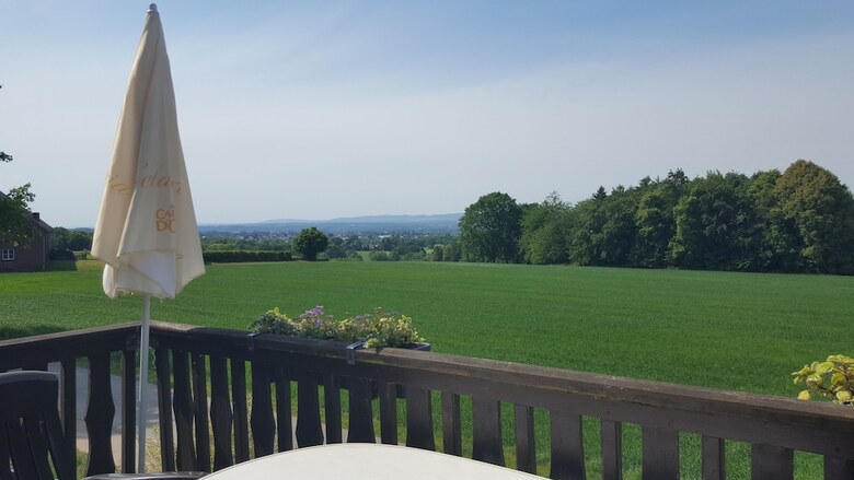Caf� Sonnenschein & Pension