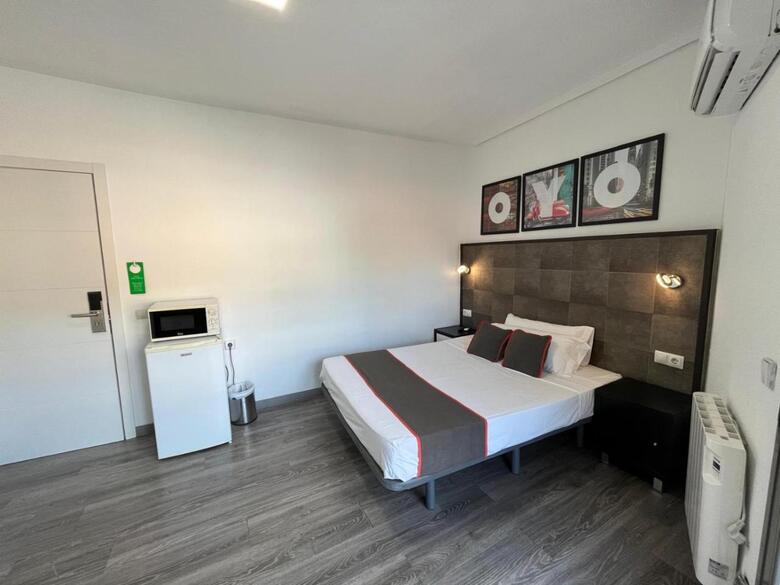 Hotel Hello Feria