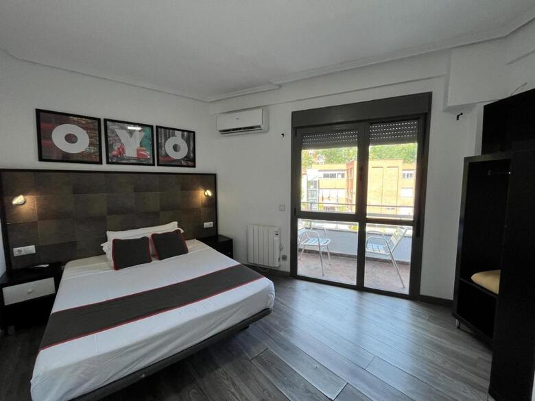 Hotel Hello Feria
