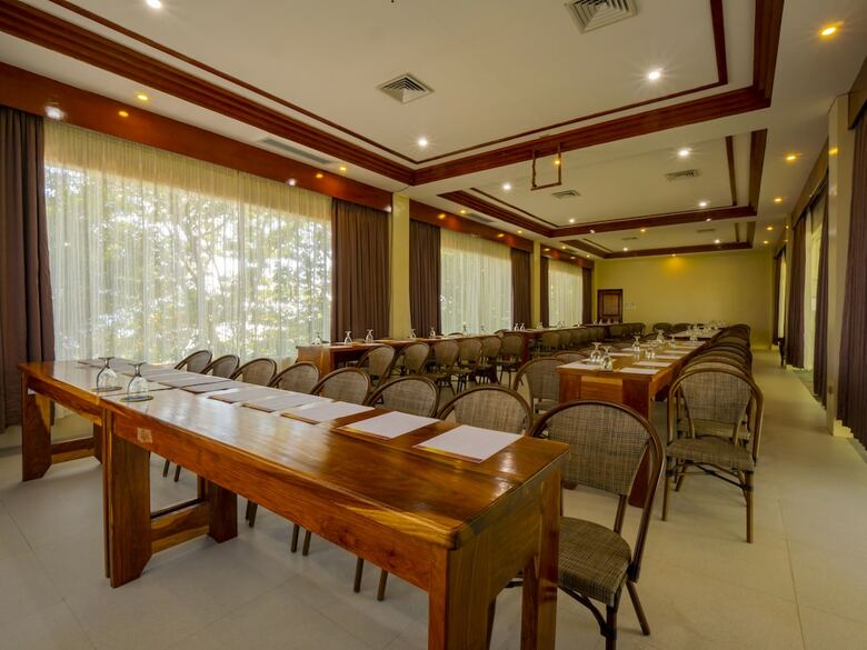 Hotel Sunlight Eco Tourism Island Resort