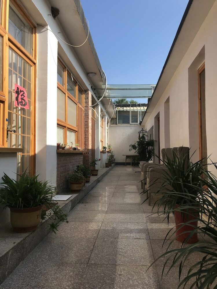 Hotel Manhong's Private Courtyard