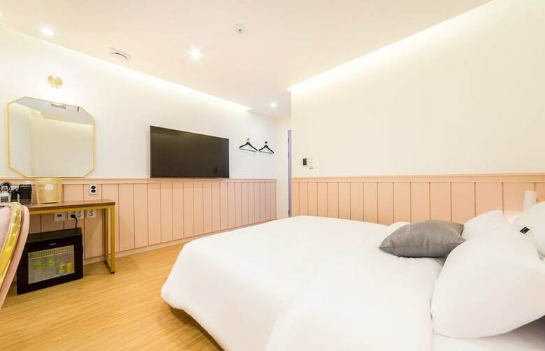 Plain Hotel