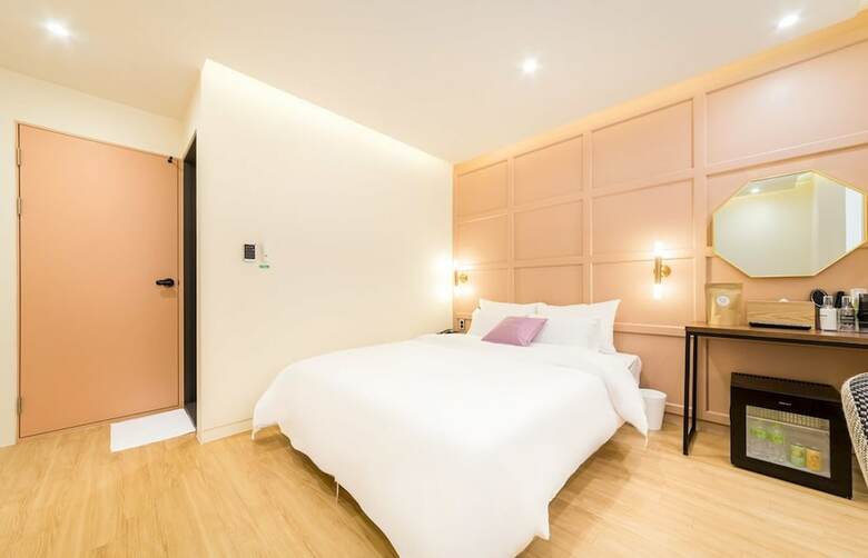 Plain Hotel