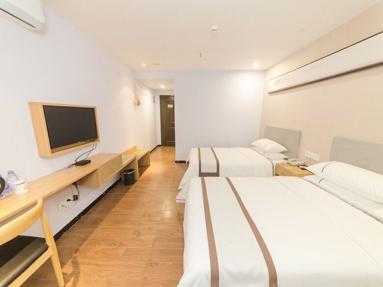 Hotel J Tour Inn