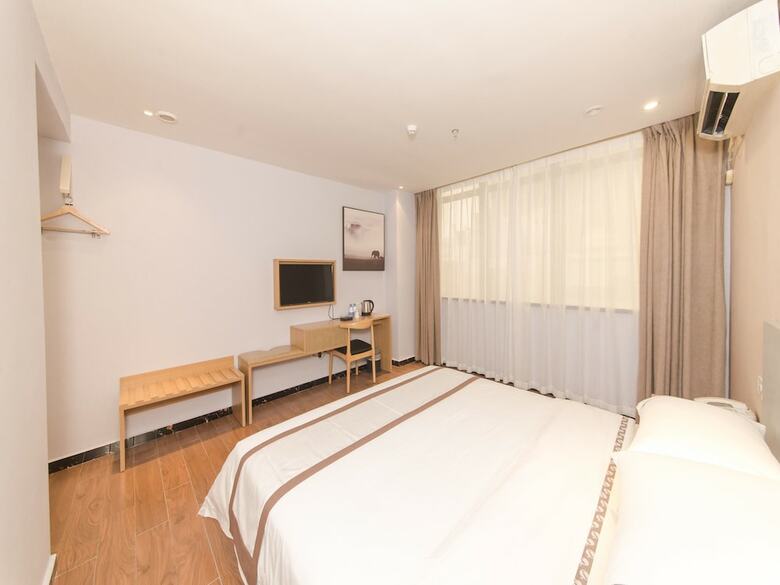 Hotel J Tour Inn
