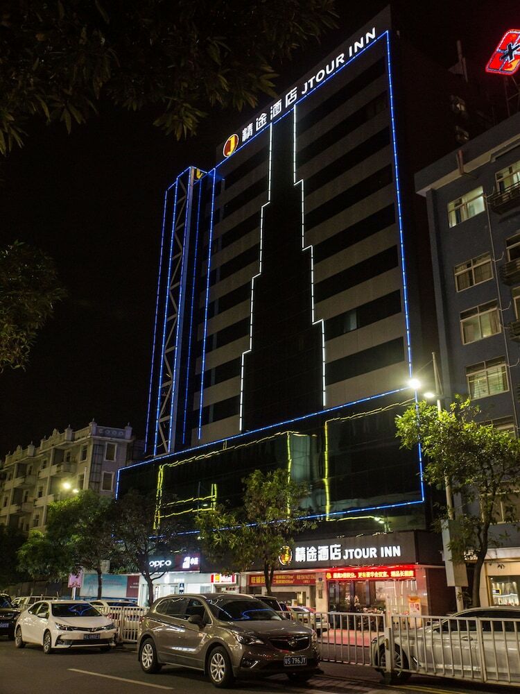 Hotel J Tour Inn