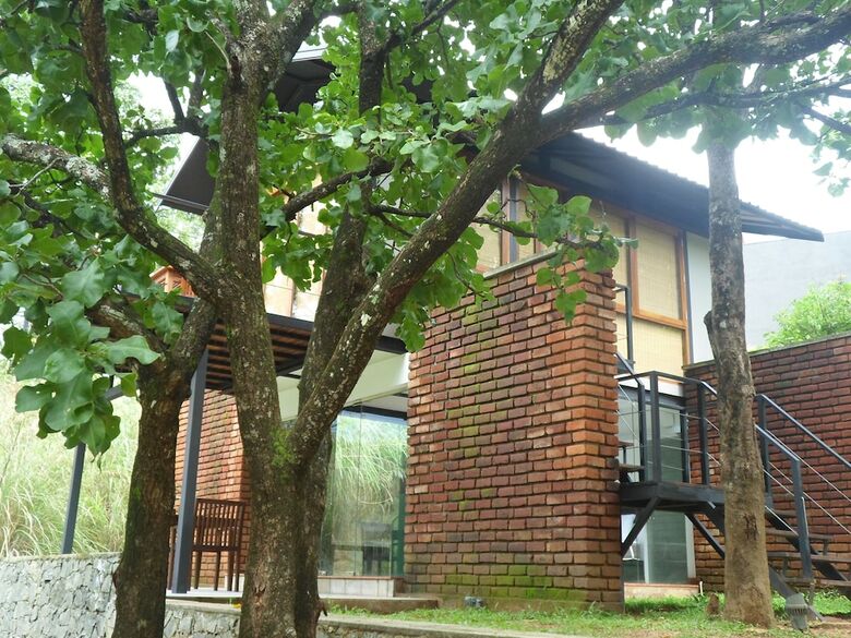 Hotel Sennya Resorts