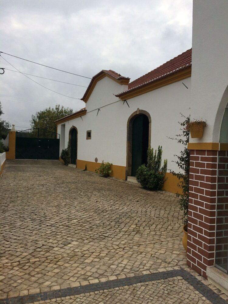 Hotel Quinta Ribeira Do Labrador - Lisbon West Wine Route