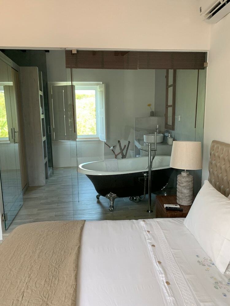 Hotel Quinta Ribeira Do Labrador - Lisbon West Wine Route