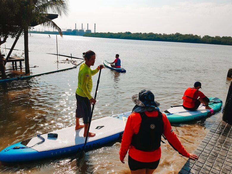 Hotel Bangpakong Boat Club