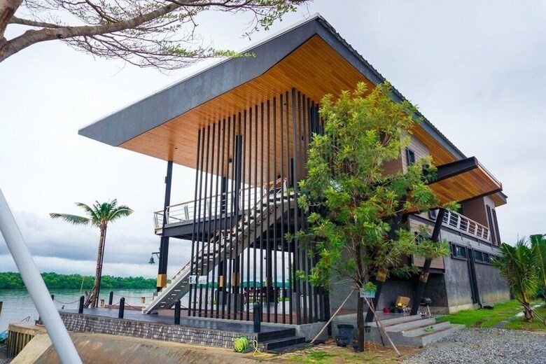 Hotel Bangpakong Boat Club