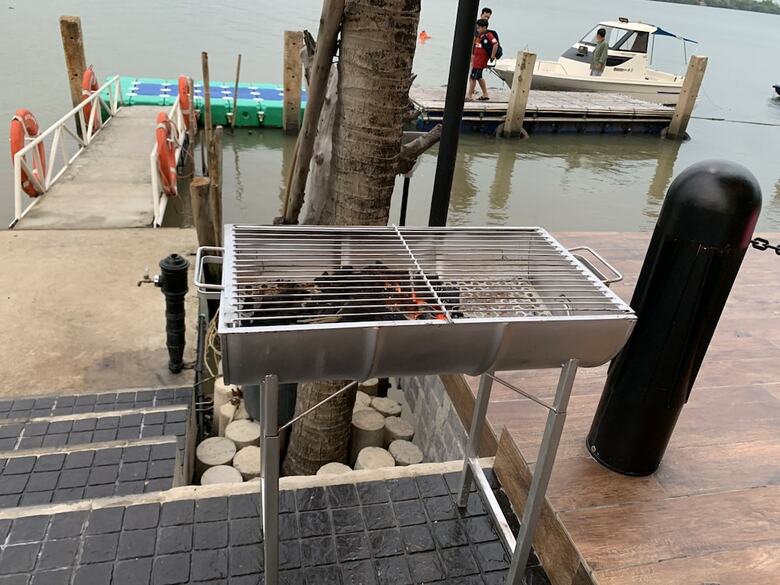 Hotel Bangpakong Boat Club