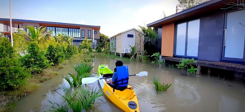 Hotel Bangpakong Boat Club
