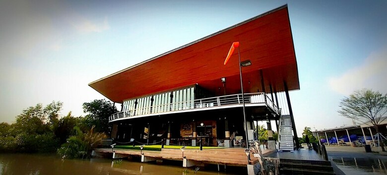 Hotel Bangpakong Boat Club