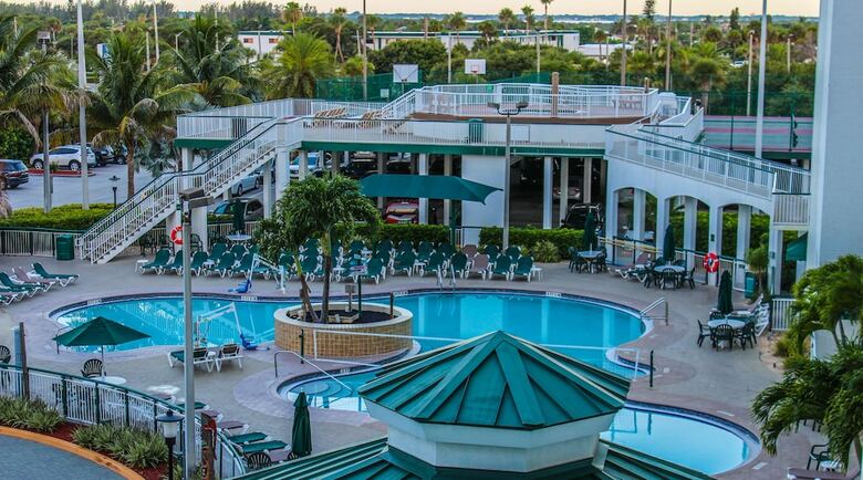 The Resort On Cocoa Beach, A Vri Resort