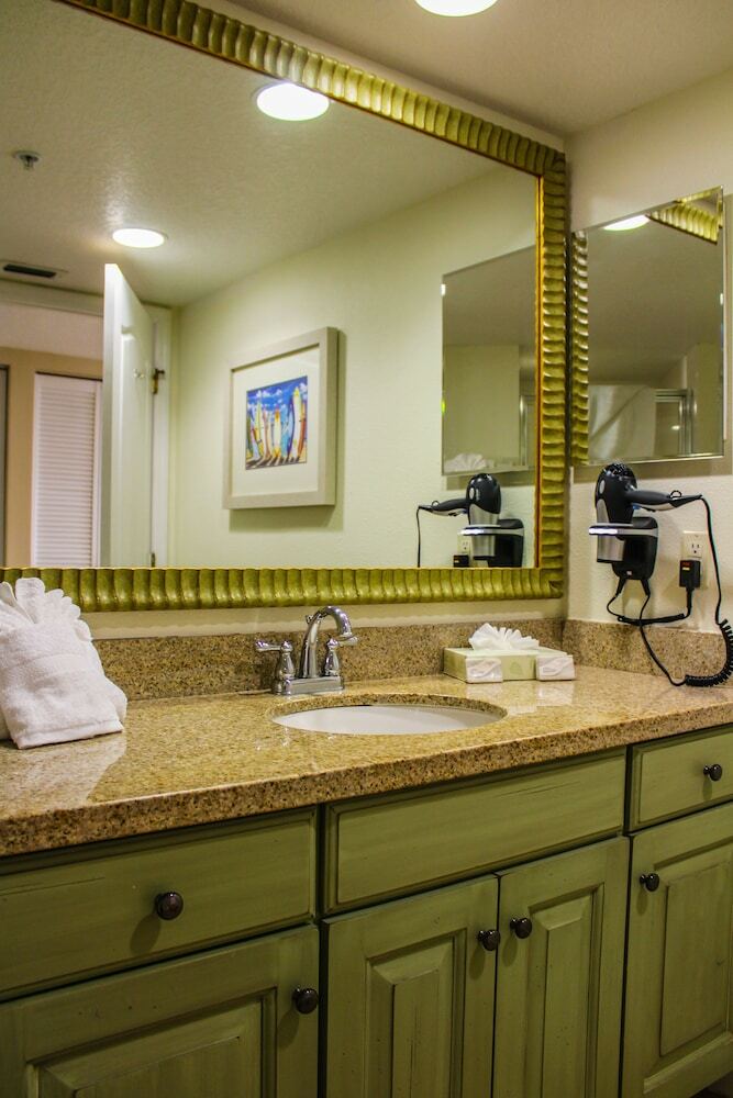 The Resort On Cocoa Beach, A Vri Resort