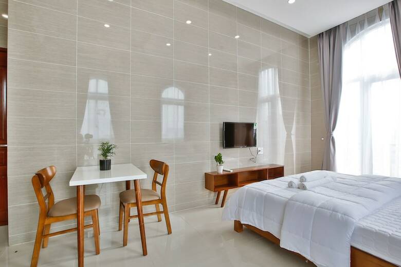 Aparthotel Trust Home