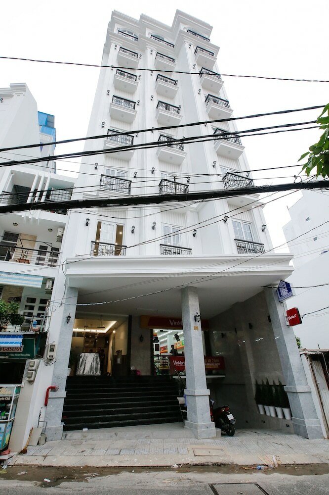 Aparthotel Trust Home