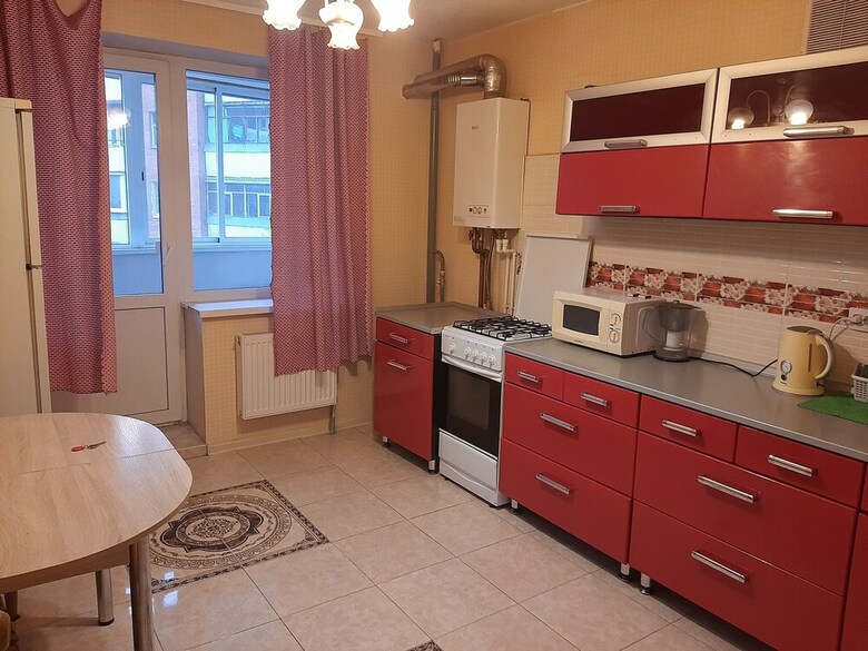 Pretty Apartment On Vokzalnaya 77