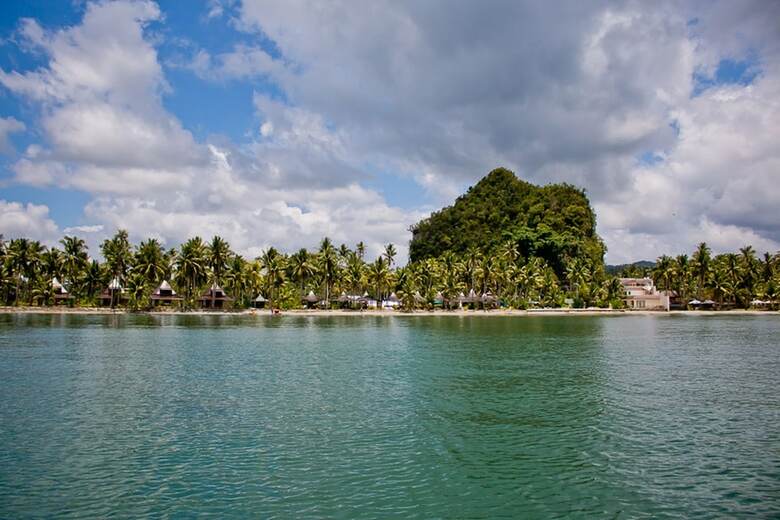 Hotel Caluwayan Palm Island Resort