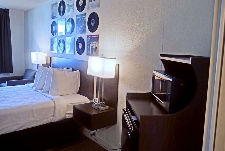 Hotel Hillside Crossing Nashville A Ramada By Wyndham