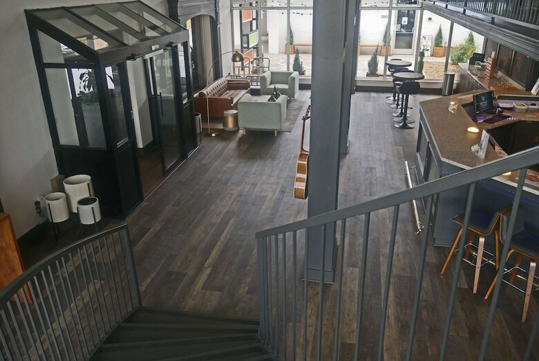 Hotel Hillside Crossing Nashville A Ramada By Wyndham