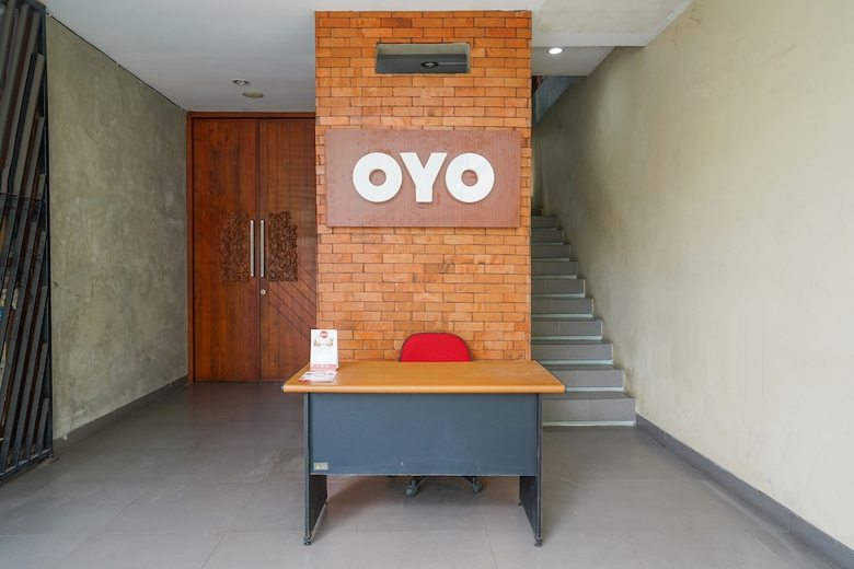 Hostal Oyo 316 Umada Beds & Lounge Syariah