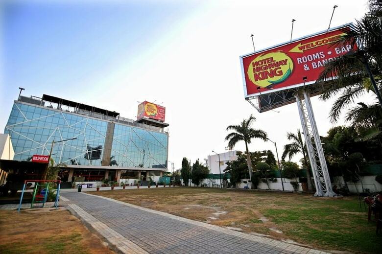 Hotel Highway Kings
