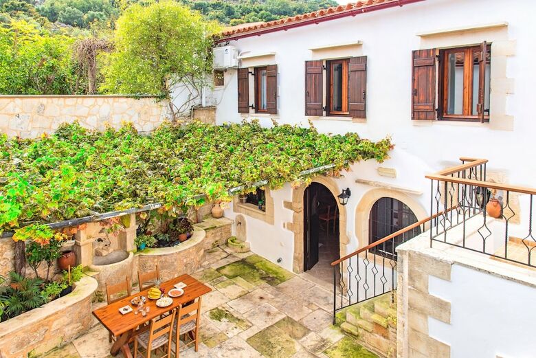 Villa Grape Cottage Heated Pool