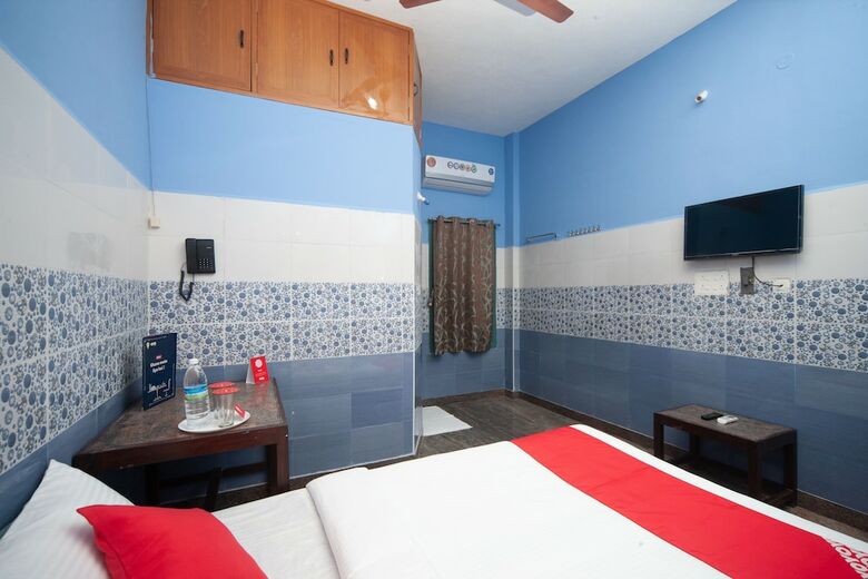 Hotel Oyo 24053 Auro Gp Guest House