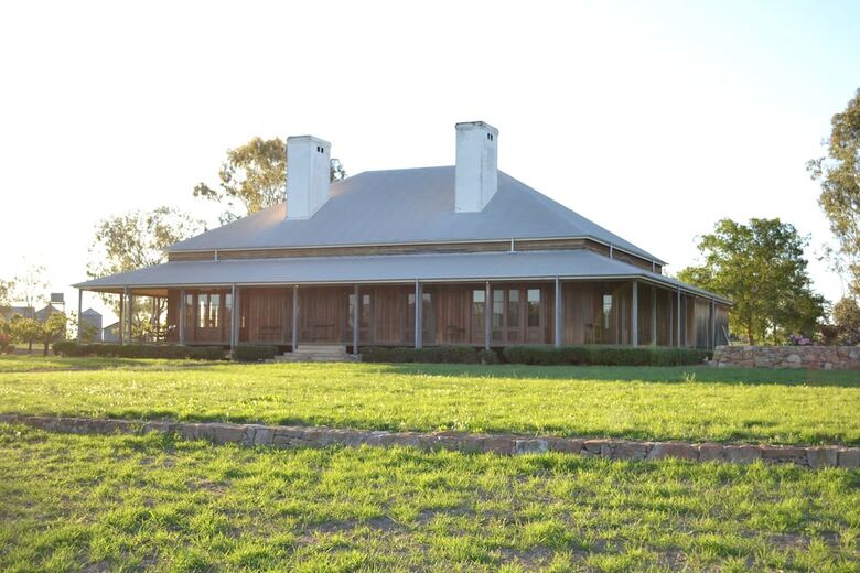 Cabana Yarrabandai Creek Homestead