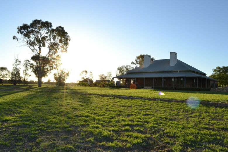 Cabana Yarrabandai Creek Homestead