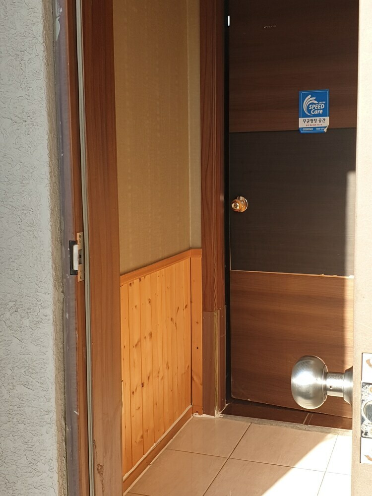 Hotel Khan Motel